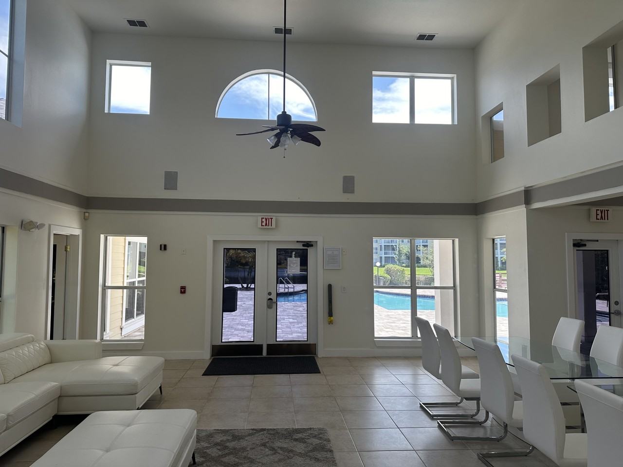 4211 Chatham Oak Ct #101 - Photo 3 of 24