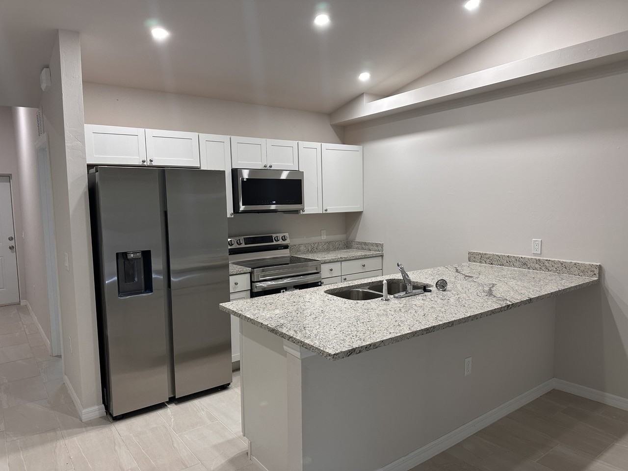 1202 Ne 15th Ln - Photo 2 of 20