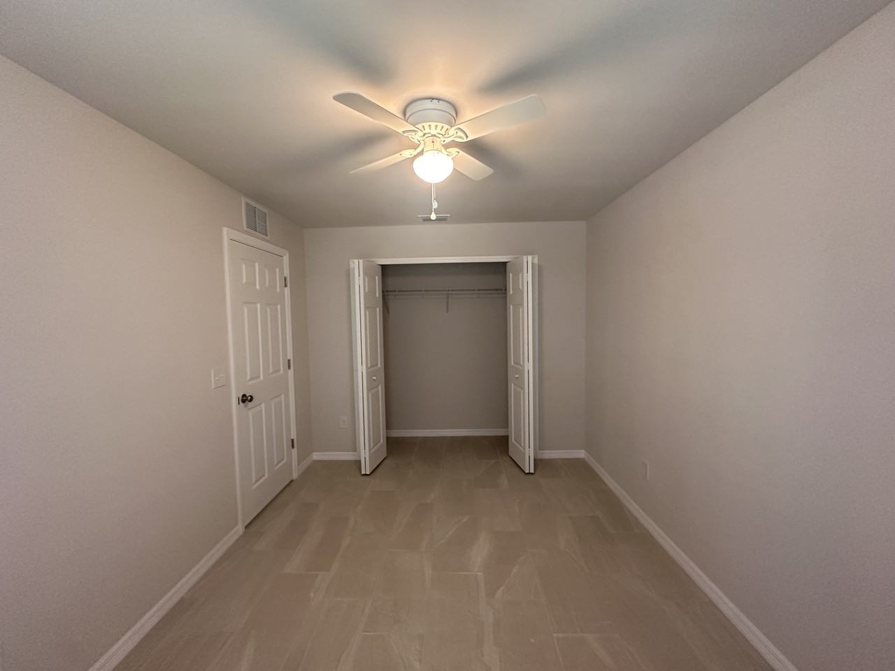 2106 Andalusia Blvd - Photo 4 of 15