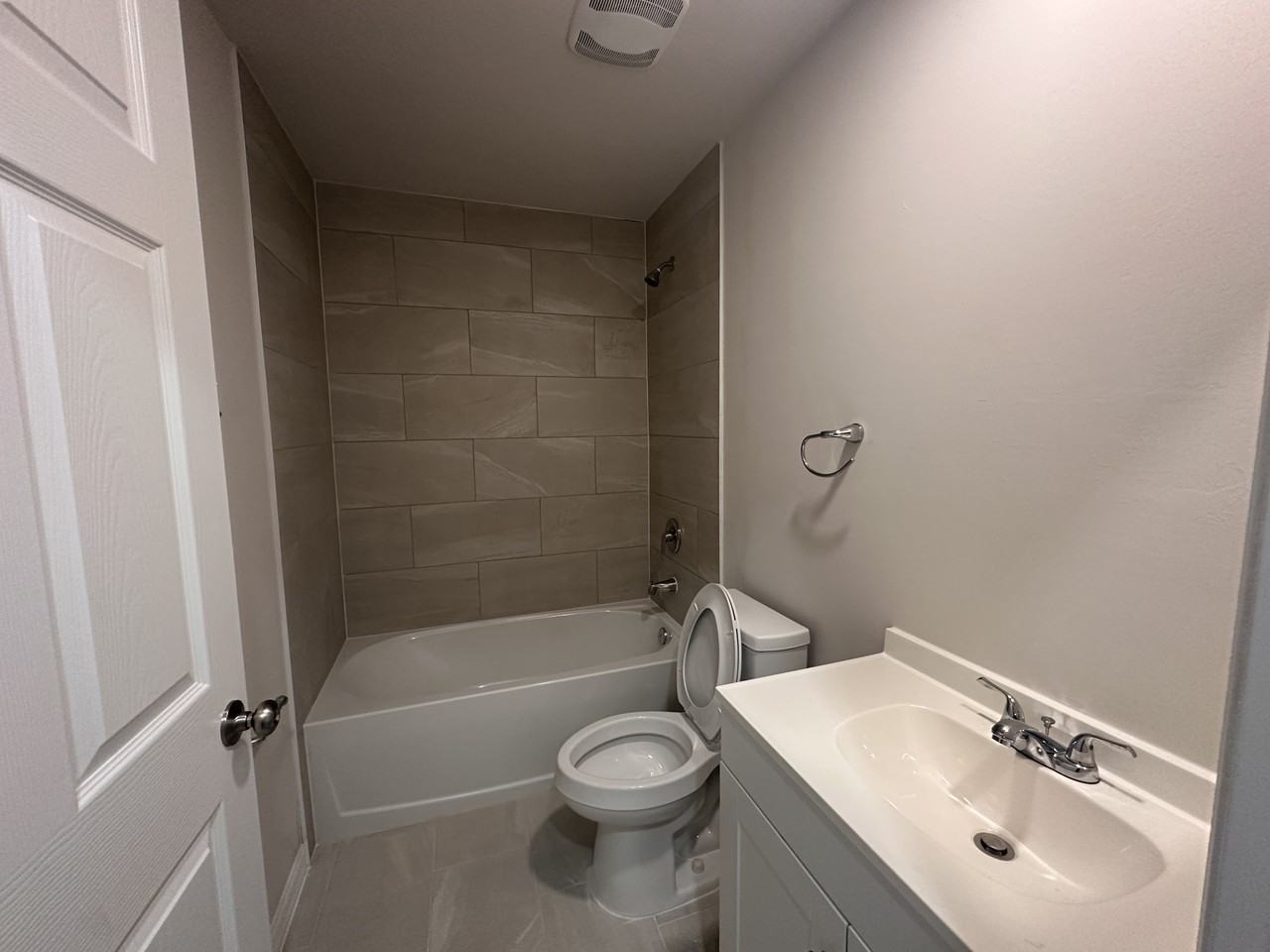 2106 Andalusia Blvd - Photo 6 of 15