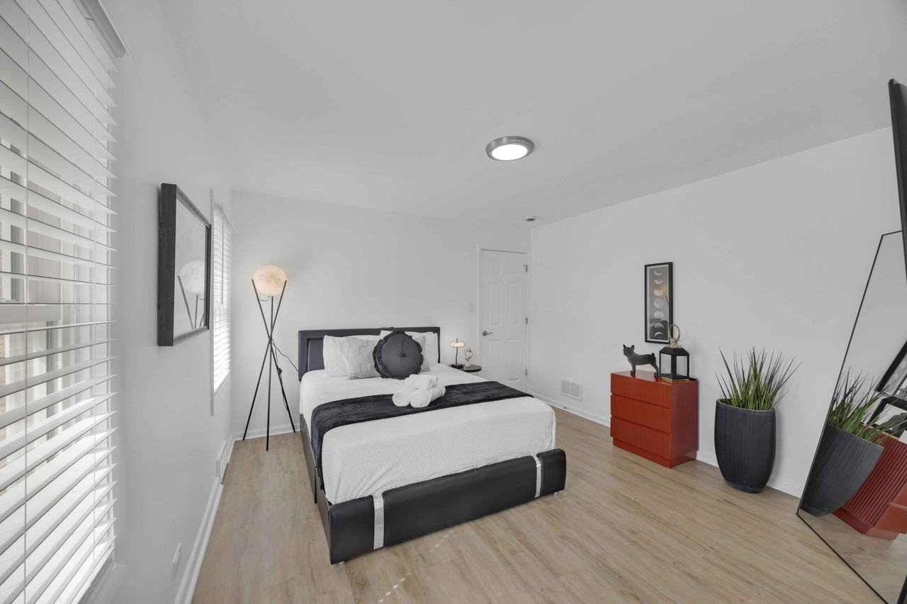 1864 Buckingham Ave - Photo 7 of 23