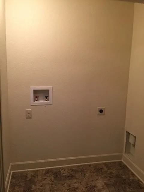 9428 N Lenox Ave - Photo 7 of 15