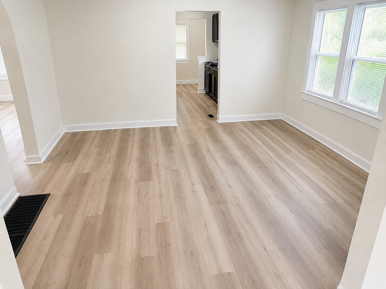 1404 East St - Photo 4 of 7