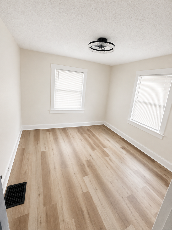 1404 East St - Photo 6 of 7