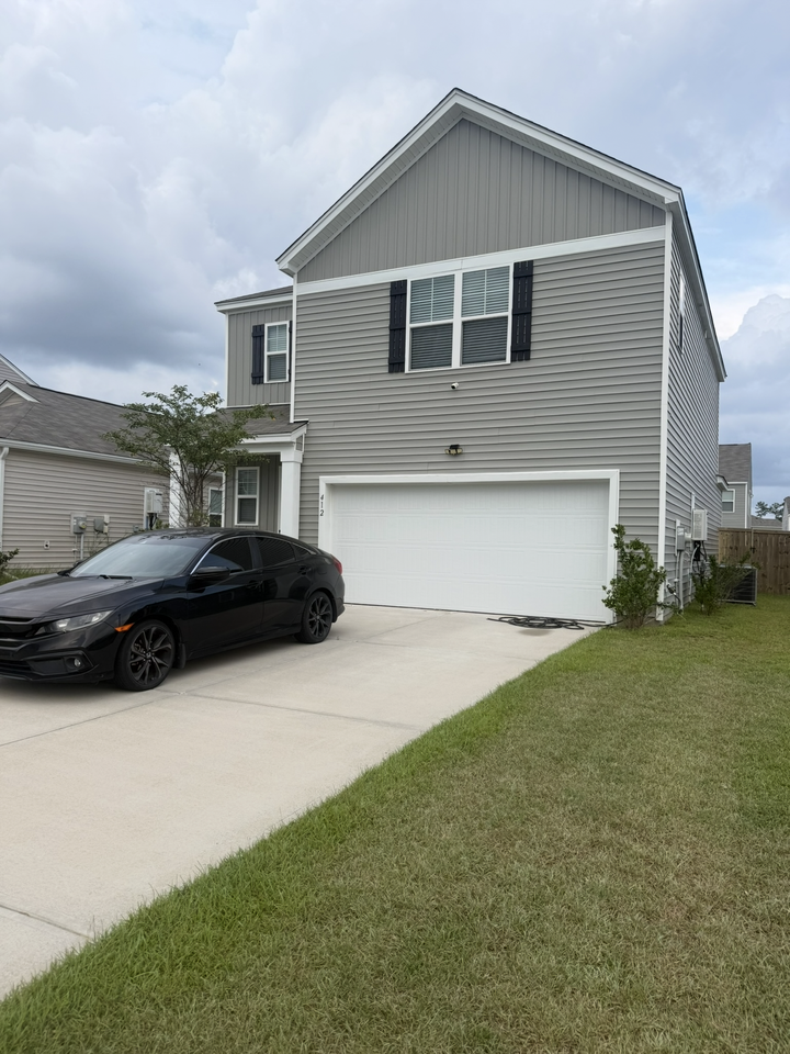 412 Eastern Pine Dr - Photo 2 of 26