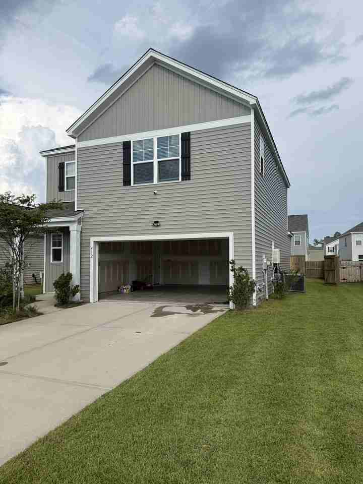412 Eastern Pine Dr - Photo 4 of 26