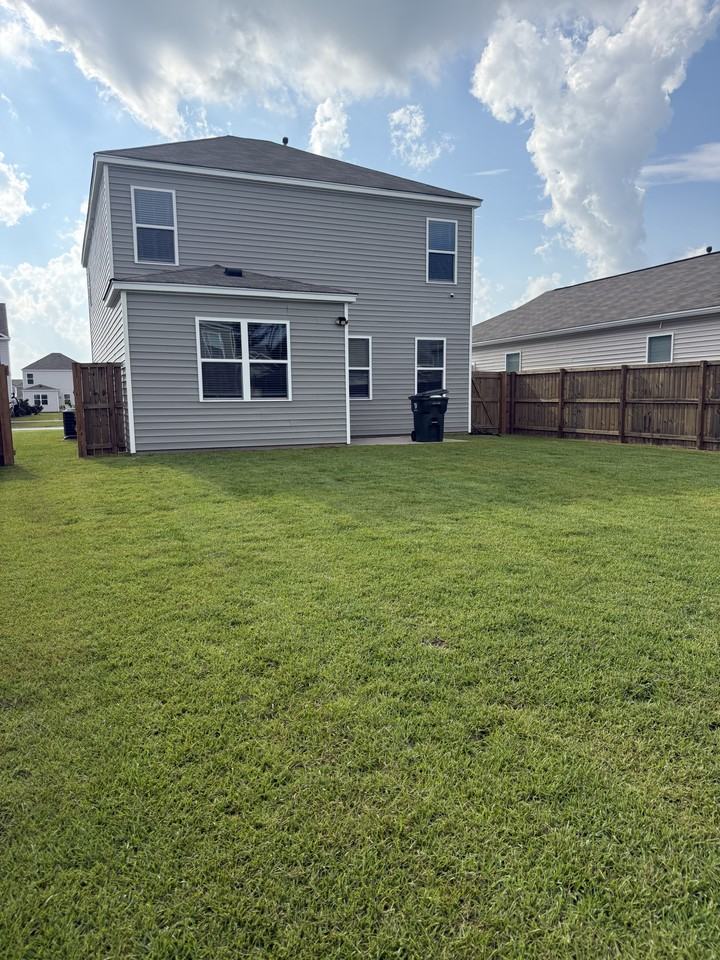 412 Eastern Pine Dr - Photo 6 of 26