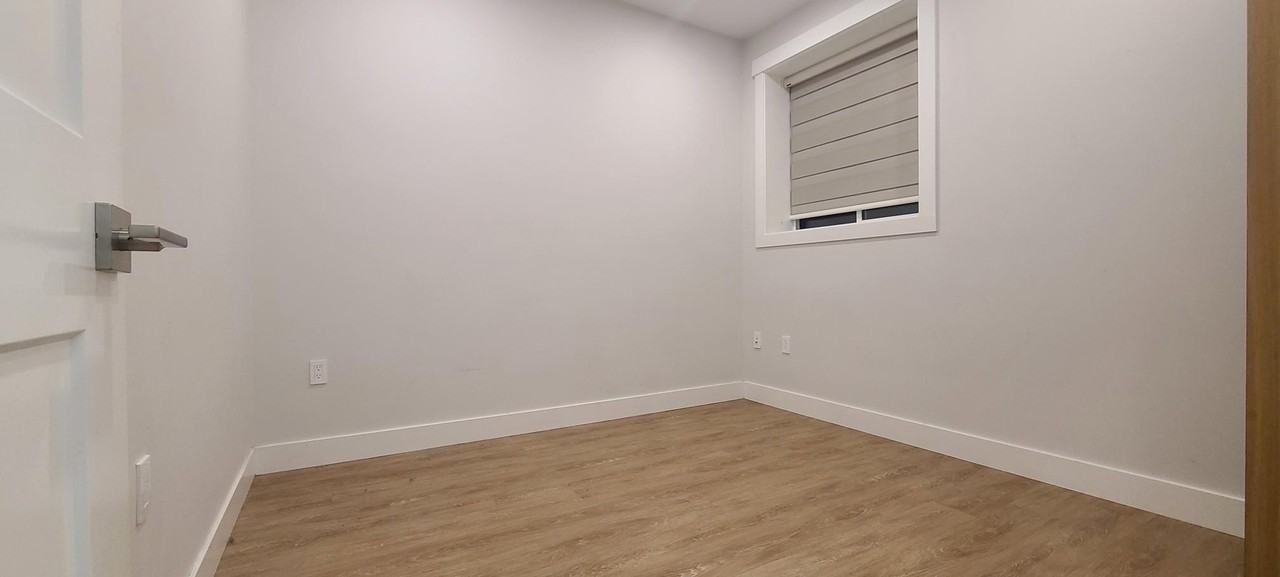 16760 18B Avenue - Photo 6 of 13