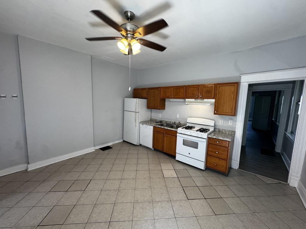 303 Mcclelland Ave - Photo 2 of 14
