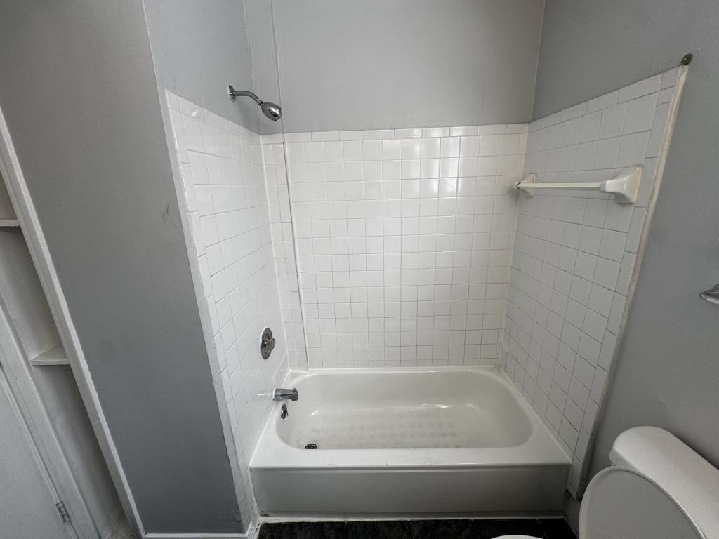 303 Mcclelland Ave - Photo 6 of 14