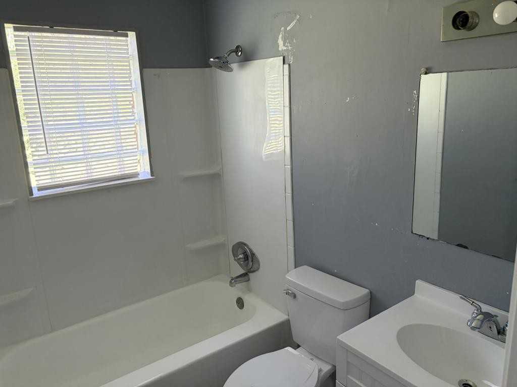 403 Beta St ##A - Photo 5 of 7