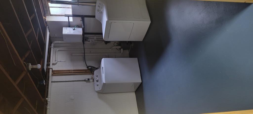 462 N Pleasant Ave Frnt - Photo 2 of 7