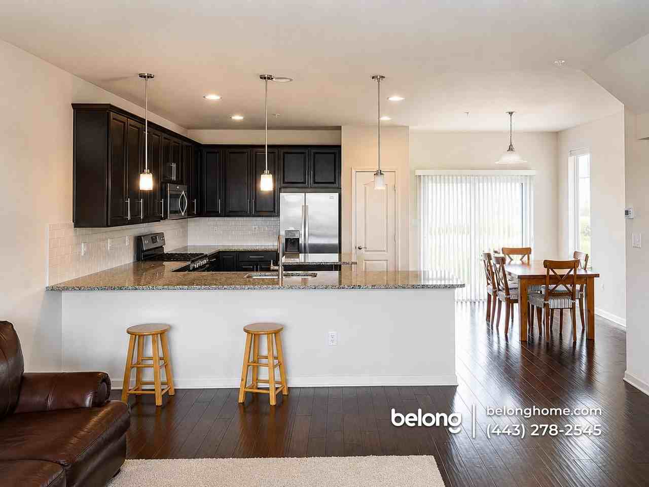 9509 Elizabeth Howe Ln - Photo 3 of 10