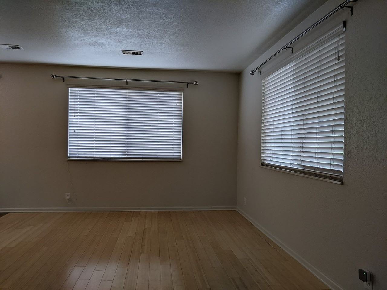 7903 Lowell Blvd - Photo 3 of 20