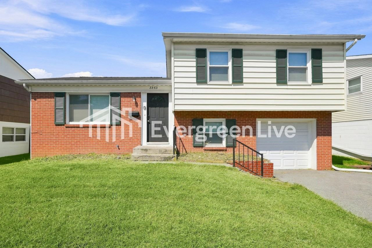 3363 Southfield Dr E - Photo 2 of 15