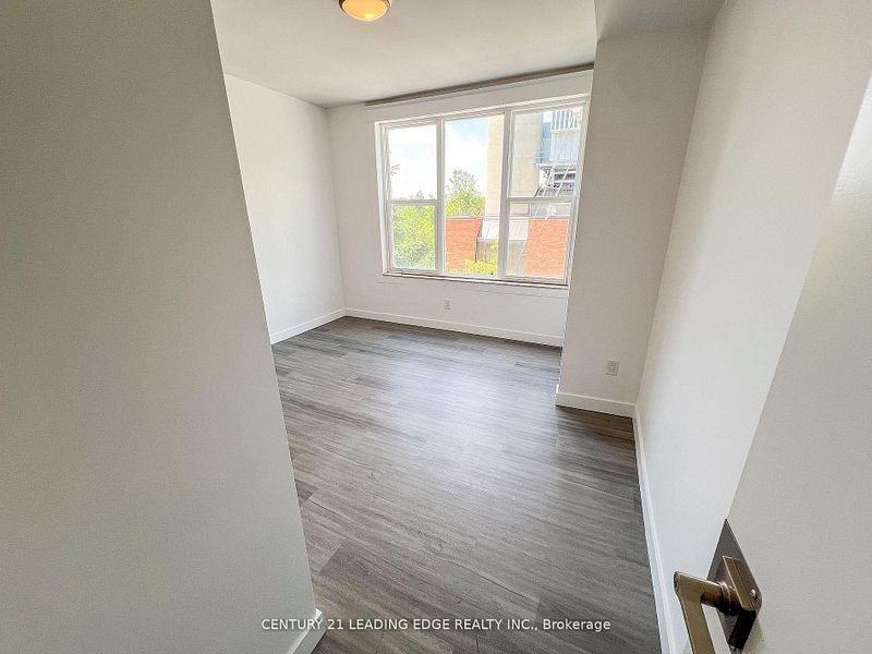 1 A Leonard Avenue #3 - Photo 6 of 33