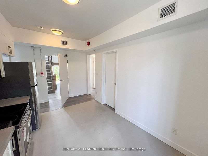 1 A Leonard Avenue #3 - Photo 4 of 33