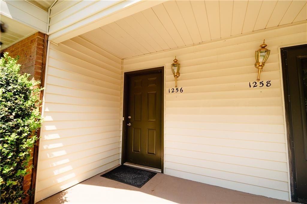 1256 Minhinette Dr - Photo 2 of 44