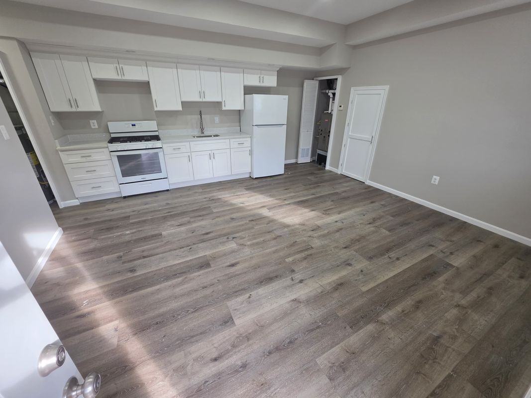 500 E Patapsco Ave - Photo 2 of 7