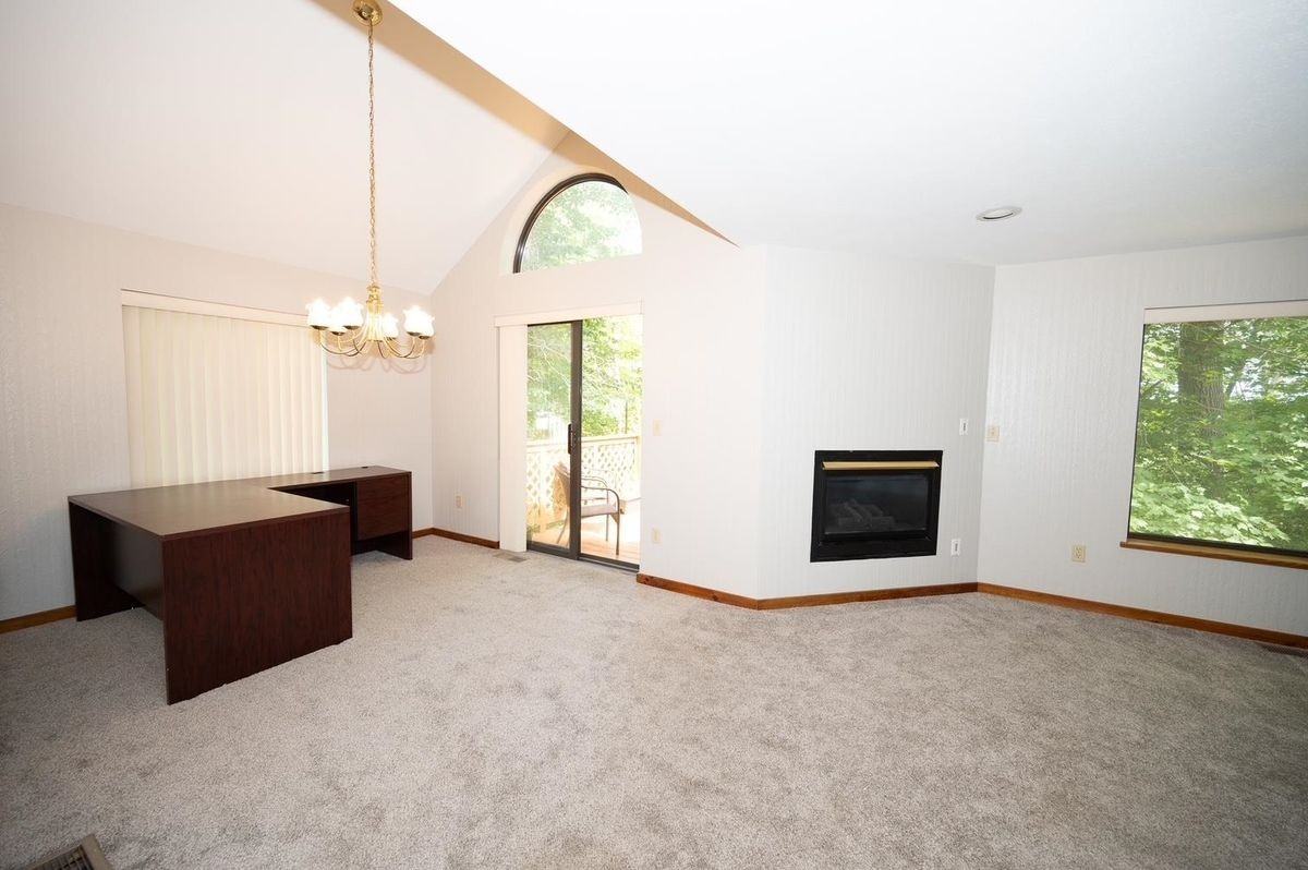 13 Bayberry Dr - Photo 5 of 23