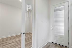 1511 Emma Lake Dr - Photo 3 of 25
