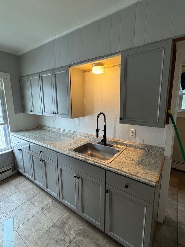 25 Clover St ##2fl - Photo 4 of 7