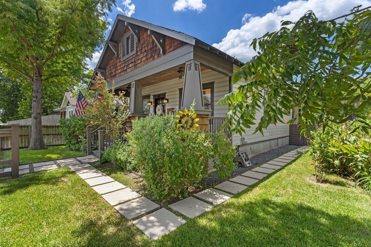 611 Enid St - Photo 2 of 3