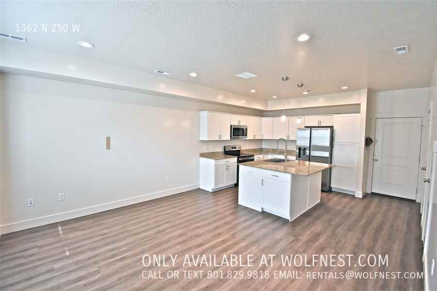 1362 N 250 W - Photo 2 of 27