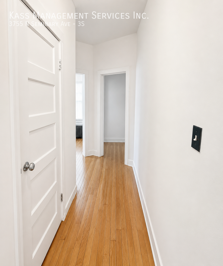 3755 N Seminary Ave #3S - Photo 2 of 5