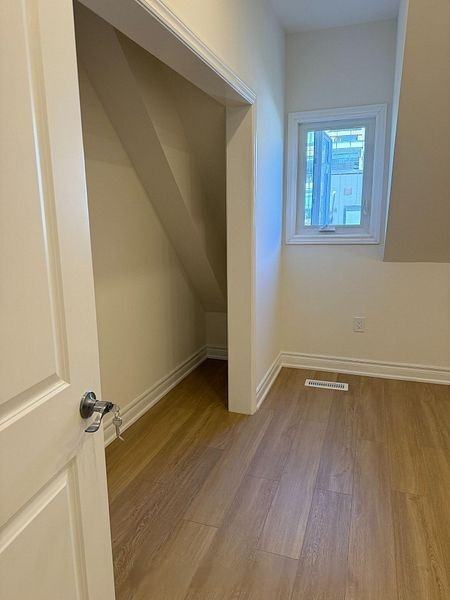 356 Huron Street - Photo 6 of 17