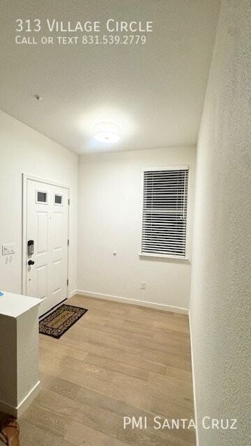 313 Village Circle - Photo 4 of 28