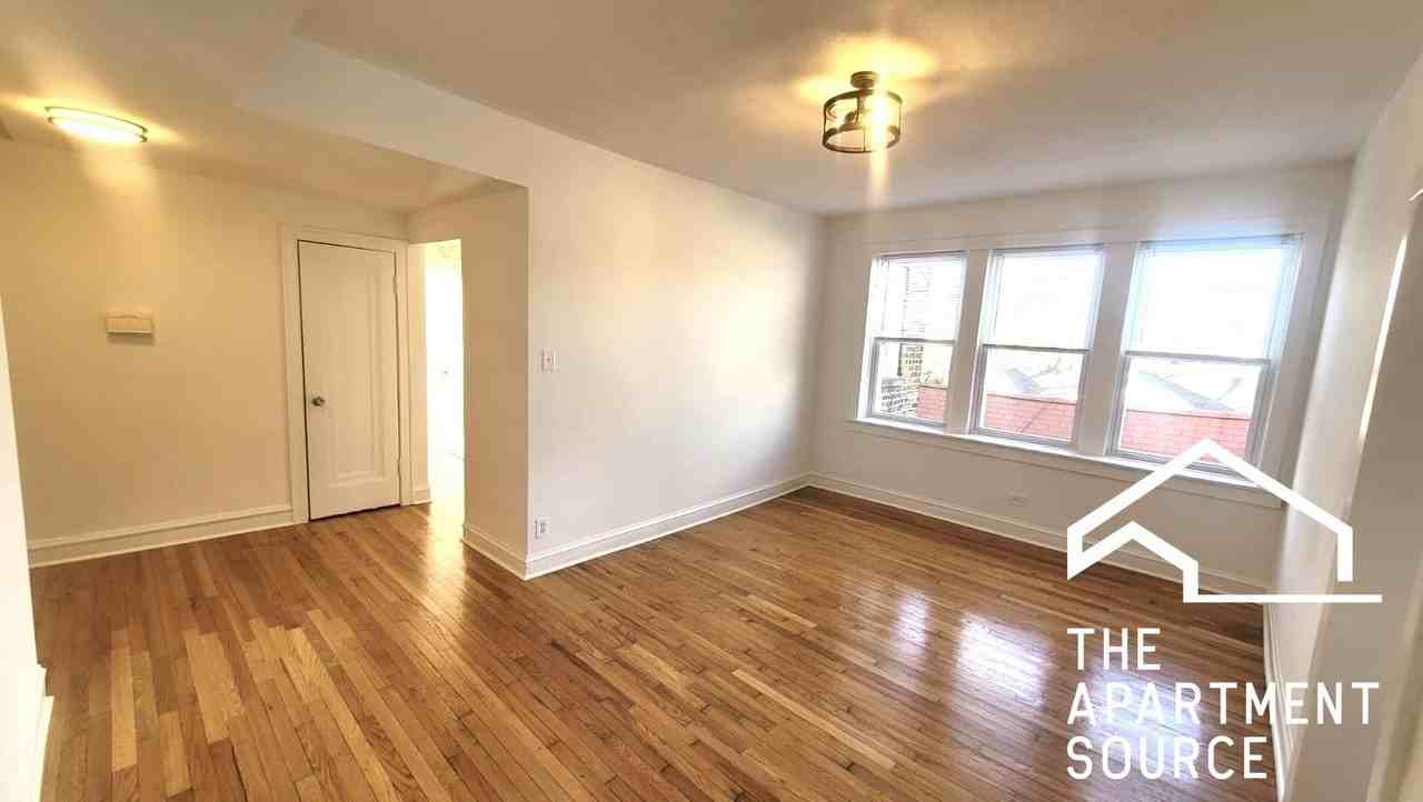 1107 North Avers Avenue #3 - Photo 5 of 21
