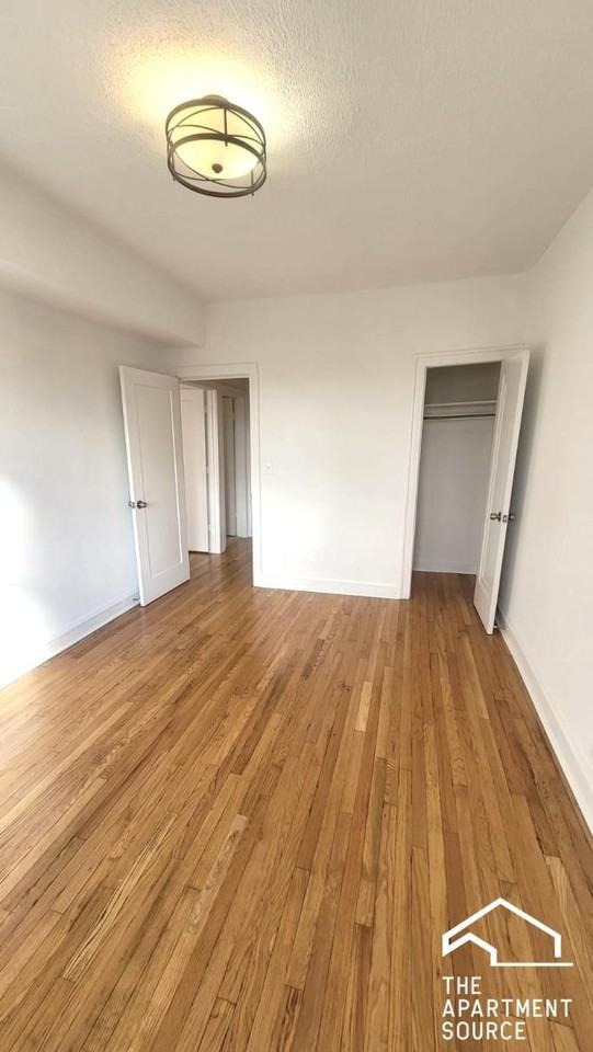 1107 North Avers Avenue #3 - Photo 6 of 21
