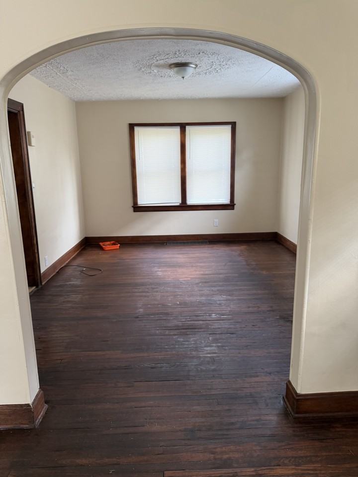 1420 E Blake Ave #NA - Photo 2 of 5