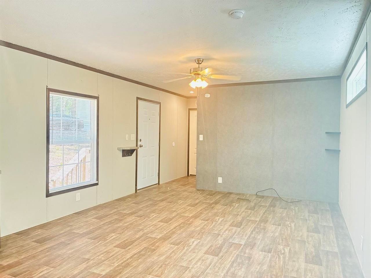 754 Skylark Ln - Photo 4 of 20