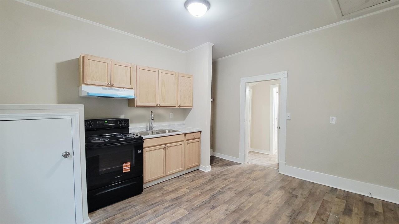 1230 Tank Ct - Photo 5 of 14