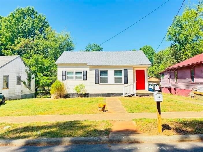 1030 Caldwell St - Photo 2 of 21