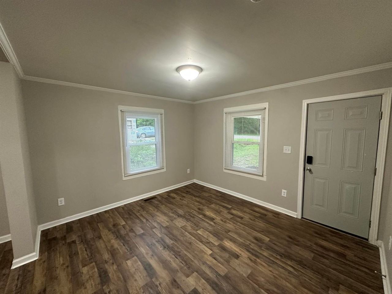 416 Airline Ave - Photo 7 of 18