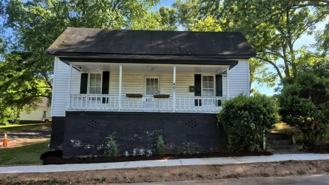 401 Gardner St - Photo 1 of 1
