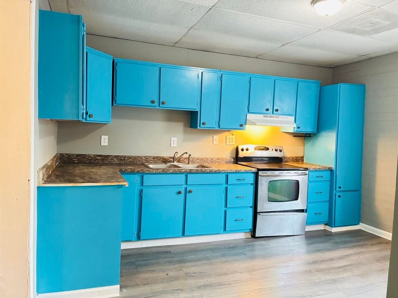 401 Gardner St - Photo 4 of 14