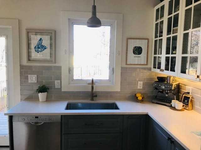 351 Foley St - Photo 5 of 20