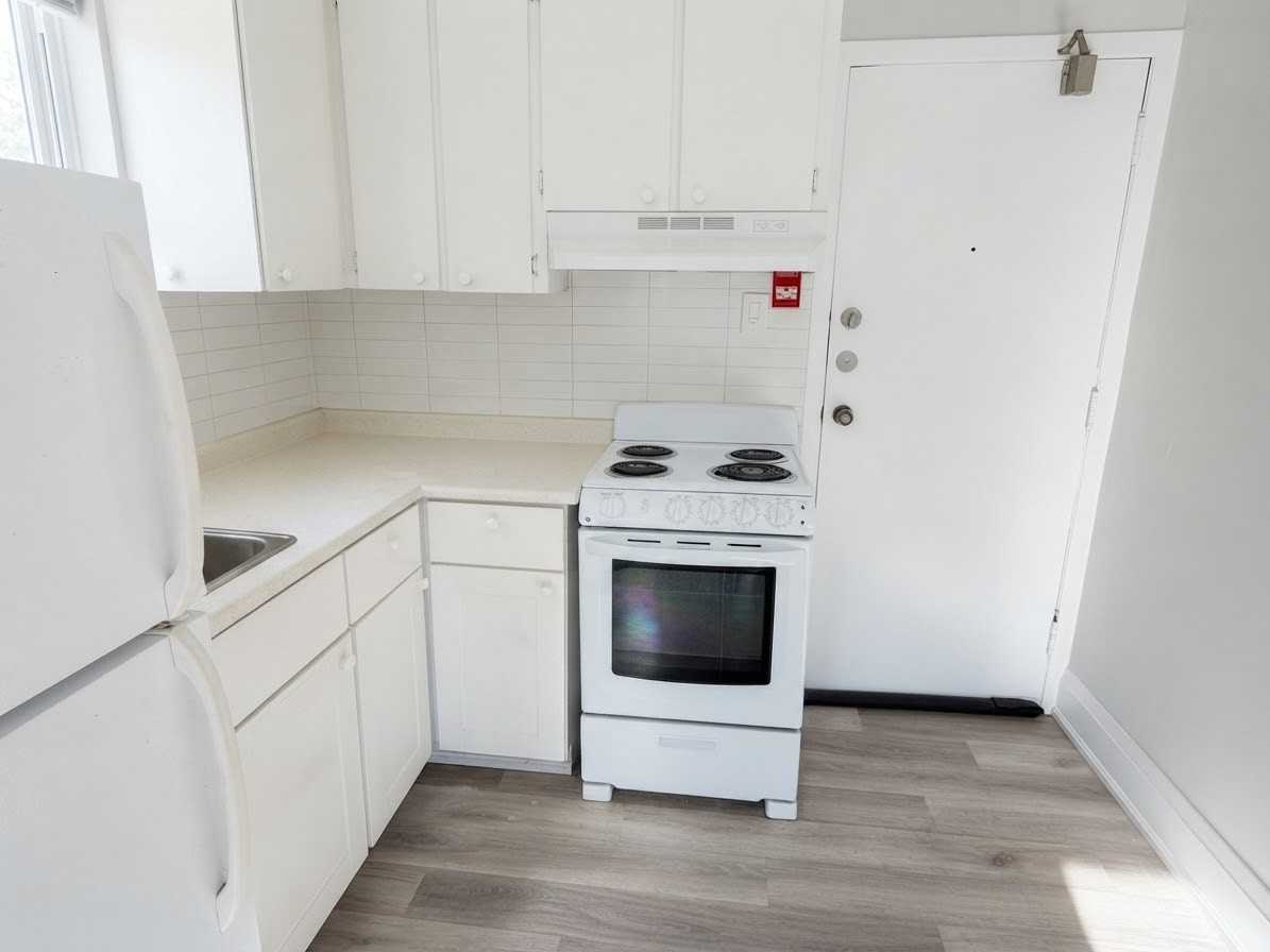 415 Brunswick Ave #7 - Photo 4 of 23