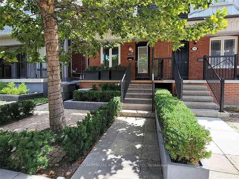703 Dupont Street #3 - Photo 5 of 8