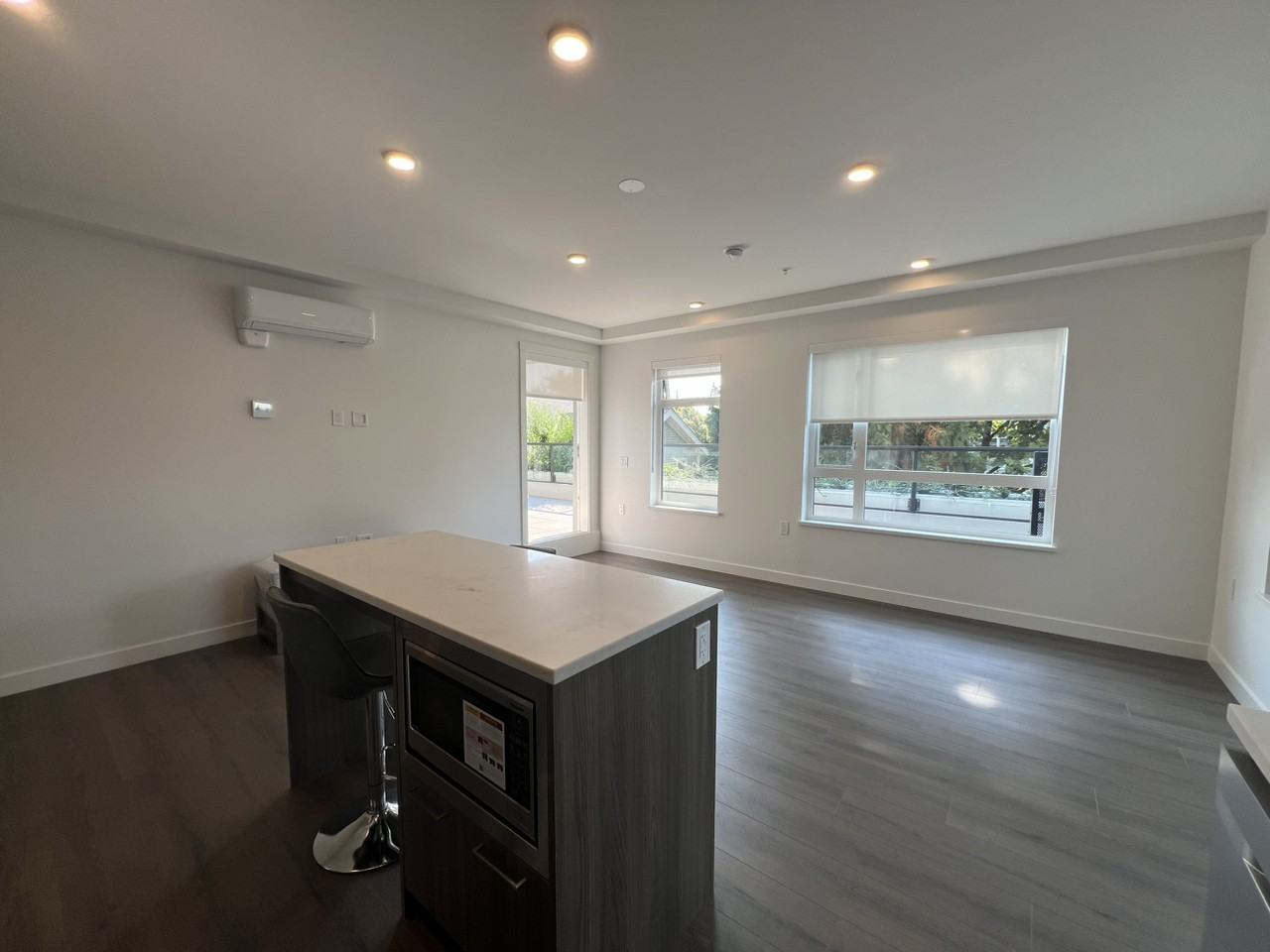 82 1st Street #124 - Photo 6 of 20