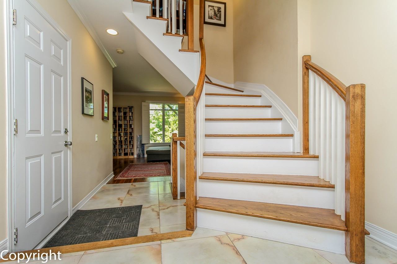 216 West Village Pvt - Photo 3 of 28
