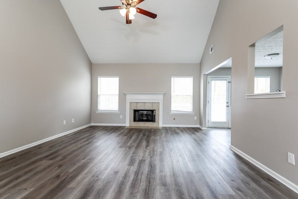 1194 Opie Ln - Photo 4 of 17