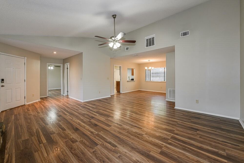 1476 Apple Oak Ct - Photo 4 of 16
