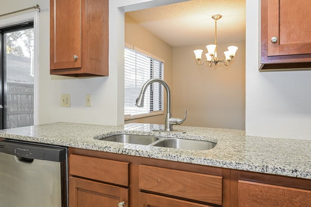 1476 Apple Oak Ct - Photo 7 of 16