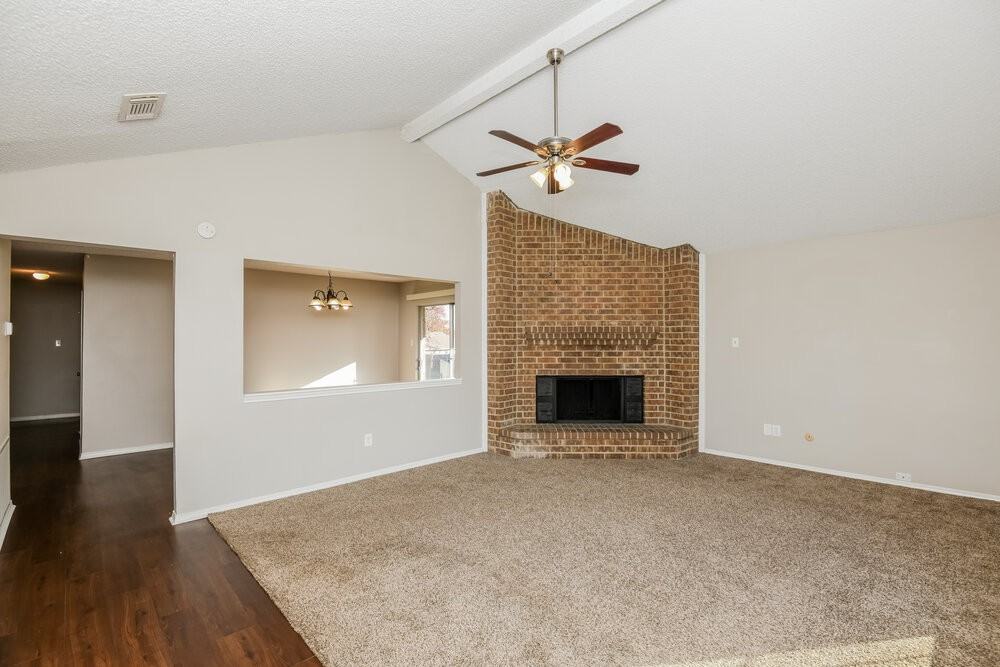 10132 Buffalo Grove Rd - Photo 4 of 16
