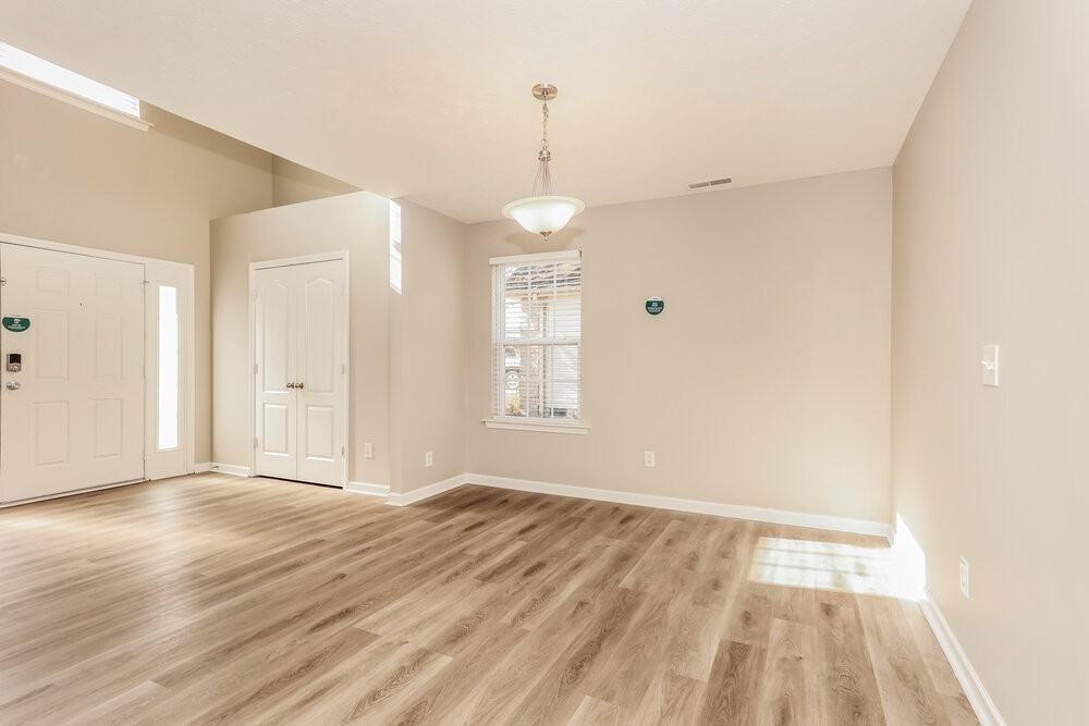 2805 Windcrest Trl - Photo 6 of 17